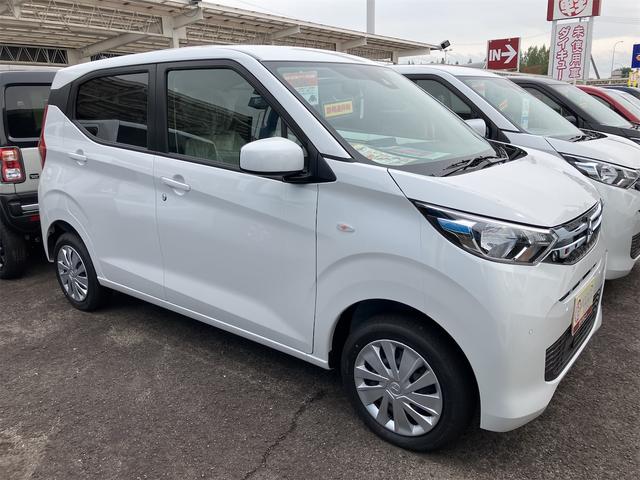 eKワゴン M 4WD 届け出済み未使用車 バックカメラ クリアランスソナー レーンアシスト 衝突被害軽減システム オートライト キーレスエントリー アイドリングストップ 電動格納ミラー シートヒーター ベンチシート(14枚目)