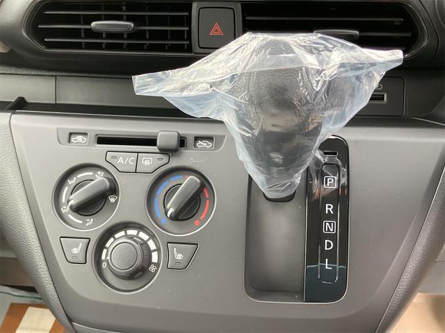 eKワゴン M 4WD 届け出済み未使用車 バックカメラ クリアランスソナー レーンアシスト 衝突被害軽減システム オートライト キーレスエントリー アイドリングストップ 電動格納ミラー シートヒーター ベンチシート(5枚目)