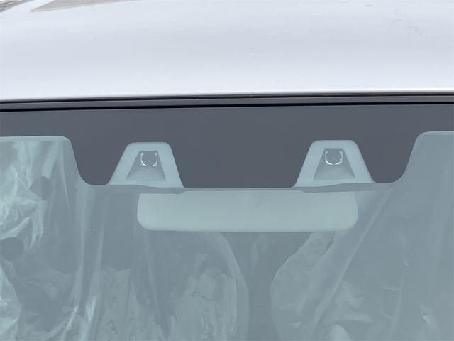 アルト ハイブリッドＳ　４ＷＤ　届け出済み未使用車　バックカメラ　クリアランスソナー　レーンアシスト　衝突被害軽減システム　オートライト　キーレスエントリー　アイドリングストップ　電動格納ミラー　シートヒーター　ＣＶＴ（14枚目）