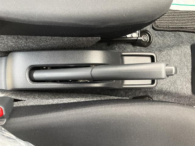 ミライース L SAIII 届け出済み未使用車 クリアランスソナー 衝突被害軽減システム オートマチックハイビーム オートライト キーレスエントリー CVT 盗難防止システム ABS ESC 衝突安全ボディ エアコン(11枚目)