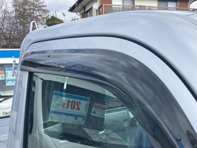 ハイゼットトラック スタンダード　農用スペシャル　４ＷＤ　軽トラック　ＭＴ　衝突被害軽減システム　クリアランスソナー　アイドリングストップ　オートライト　ＥＳＣ　エアコン　パワーステアリング（8枚目）