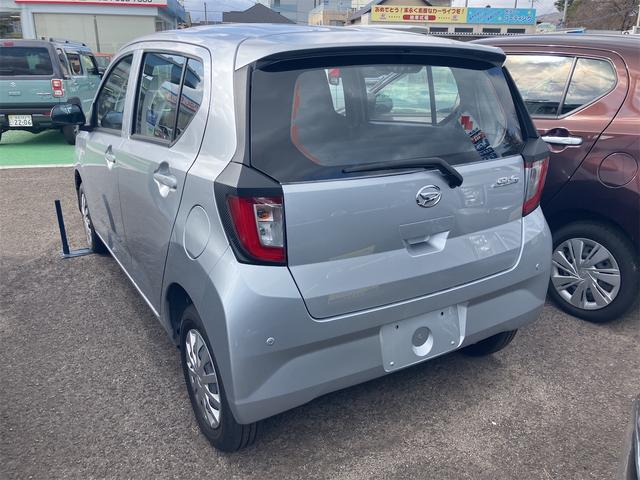 ミライース Ｌ　ＳＡＩＩＩ　４ＷＤ　届け出済み未使用車　クリアランスソナー　衝突被害軽減システム　オートマチックハイビーム　オートライト　キーレスエントリー　アイドリングストップ　ＣＶＴ　盗難防止システム　ＡＢＳ　ＥＳＣ（17枚目）