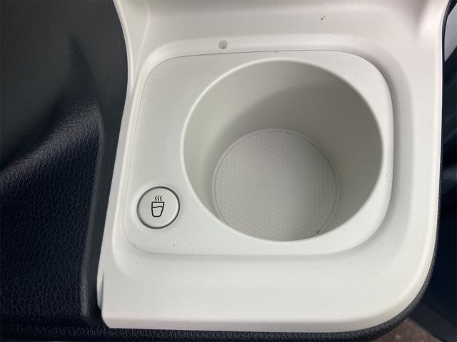 ムーヴキャンバス ストライプスＧ　４ＷＤ　両側電動スライドドア　クリアランスソナー　衝突被害軽減システム　オートライト　ＬＥＤヘッドランプ　スマートキー　アイドリングストップ　電動格納ミラー　シートヒーター　ベンチシート　ＣＶＴ（12枚目）