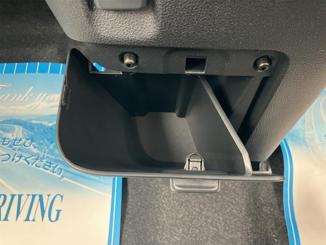 ムーヴキャンバス ストライプスＧ　４ＷＤ　両側電動スライドドア　クリアランスソナー　衝突被害軽減システム　オートライト　ＬＥＤヘッドランプ　スマートキー　アイドリングストップ　電動格納ミラー　シートヒーター　ベンチシート　ＣＶＴ（31枚目）