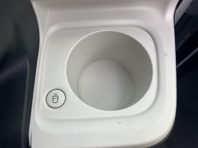 ムーヴキャンバス ストライプスＧ　届け出済み未使用車　両側電動スライドドア　クリアランスソナー　衝突被害軽減システム　オートライト　ＬＥＤヘッドランプ　スマートキー　アイドリングストップ　電動格納ミラー　シートヒーター　ベンチシート（11枚目）