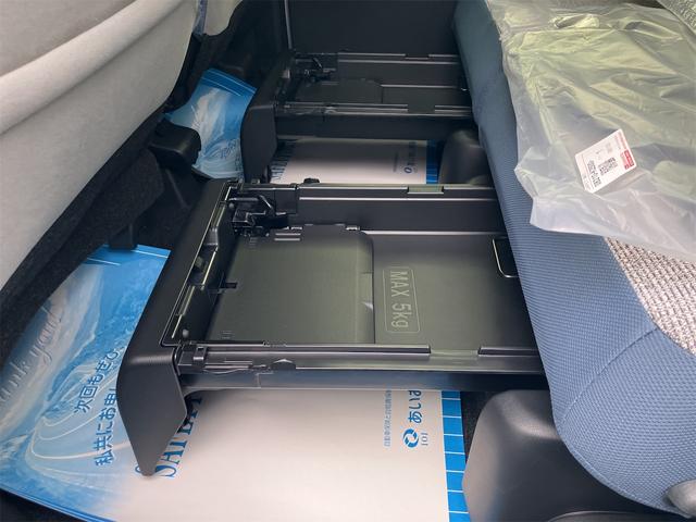 ムーヴキャンバス ストライプスＧ　届け出済み未使用車　両側電動スライドドア　クリアランスソナー　衝突被害軽減システム　オートライト　ＬＥＤヘッドランプ　スマートキー　アイドリングストップ　電動格納ミラー　シートヒーター　ベンチシート（40枚目）