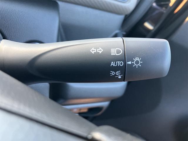 ワゴンＲ ＦＸ　届け出済み未使用車　クリアランスソナー　レーンアシスト　衝突被害軽減システム　オートライト　スマートキー　電動格納ミラー　シートヒーター　ベンチシート　ＣＶＴ　盗難防止システム　ＡＢＳ　ＥＳＣ（11枚目）