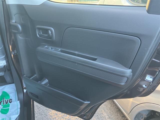 ワゴンＲ ＦＸ　届け出済み未使用車　クリアランスソナー　レーンアシスト　衝突被害軽減システム　オートライト　スマートキー　電動格納ミラー　シートヒーター　ベンチシート　ＣＶＴ　盗難防止システム　ＡＢＳ　ＥＳＣ（33枚目）