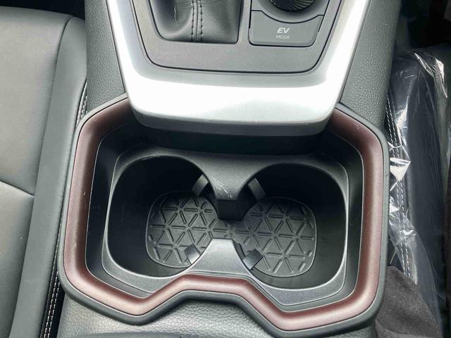 RAV4 ハイブリッドG 4WD 2500cc ナビ サンルーフ ナビ 全方位モニター ETC車載器 運転席パワーシート クルーズコントロール 革巻ステアリングホイール UVカットガラス 車検整備付(42枚目)