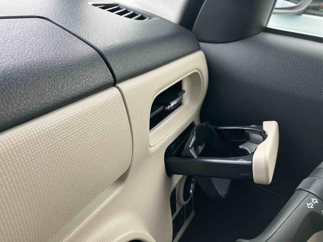 ムーヴキャンバス Ｘメイクアップリミテッド　ＳＡＩＩＩ　車検整備付　４ＷＤ　ＣＶＴ　６６０ｃｃ　車検整備付　ナビ　全方位モニター　両側電動スライドドア　衝突被害軽減ブレーキ　横滑り防止装置　ＡＢＳ　アイドリングストップ　プッシュボタンスタート　ワンオーナー車（43枚目）