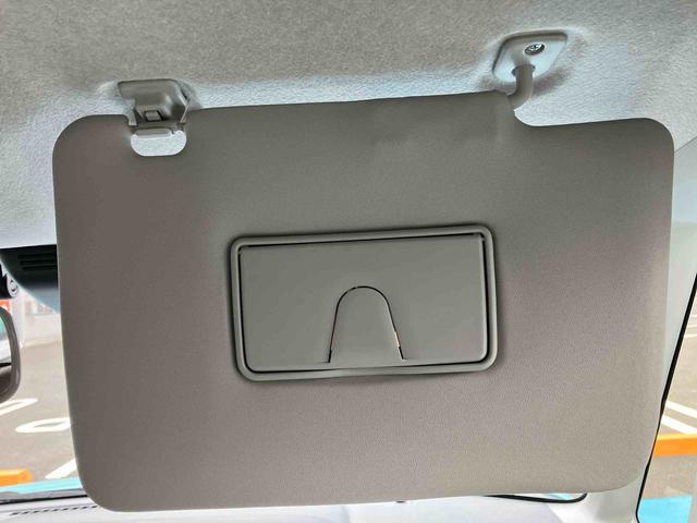 ムーヴキャンバス Ｘメイクアップリミテッド　ＳＡＩＩＩ　車検整備付　４ＷＤ　ＣＶＴ　６６０ｃｃ　車検整備付　ナビ　全方位モニター　両側電動スライドドア　衝突被害軽減ブレーキ　横滑り防止装置　ＡＢＳ　アイドリングストップ　プッシュボタンスタート　ワンオーナー車（45枚目）