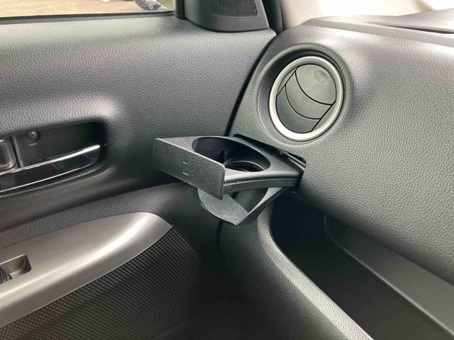 デイズルークス ハイウェイスター　ターボ　２ＷＤ　ＣＶＴ　６６０ｃｃ　ターボ　両側電動スライドドア　オートエアコン　ベンチシート（35枚目）