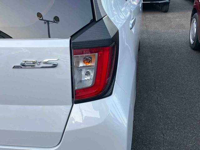ミライース Ｇ　ＳＡＩＩＩ　２ＷＤ　ＣＶＴ　６６０ｃｃ　ナビ　バックモニター　ドライブレコーダー　衝突被害軽減ブレーキ　横滑り防止装置　ＡＢＳ　アイドリングストップ　プッシュボタンスタート　オートエアコン　前席シートヒーター（10枚目）