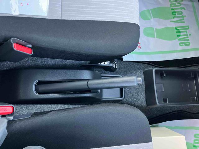 ミライース Ｇ　ＳＡＩＩＩ　２ＷＤ　ＣＶＴ　６６０ｃｃ　ナビ　バックモニター　ドライブレコーダー　衝突被害軽減ブレーキ　横滑り防止装置　ＡＢＳ　アイドリングストップ　プッシュボタンスタート　オートエアコン　前席シートヒーター（25枚目）