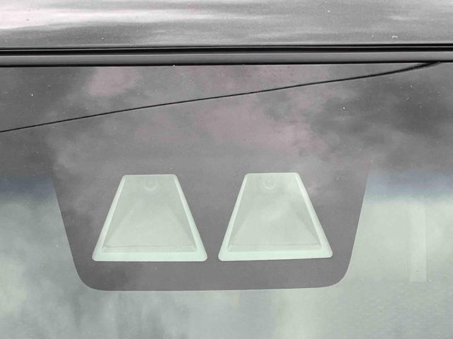 トール カスタムＧ　ターボ　両側電動スライドドア　２ＷＤ　ＣＶＴ　１０００ｃｃ　衝突被害軽減ブレーキ　横滑り防止装置　ＡＢＳ　アイドリングストップ　プッシュボタンスタート　ワンオーナー車（9枚目）