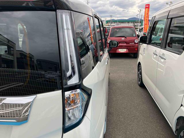 トール カスタムＧ　ターボ　両側電動スライドドア　２ＷＤ　ＣＶＴ　１０００ｃｃ　衝突被害軽減ブレーキ　横滑り防止装置　ＡＢＳ　アイドリングストップ　プッシュボタンスタート　ワンオーナー車（15枚目）