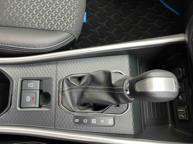 ロッキー プレミアムＧ　ＨＥＶ　スマートアシスト搭載　２ＷＤ　ＣＶＴ　１２００ｃｃ　ハイブリッド　衝突被害軽減ブレーキ　横滑り防止装置　ＡＢＳ　サイドエアバッグ　プッシュボタンスタート　クルーズコントロール　ディスプレイオーディオ　全方位モニター（39枚目）