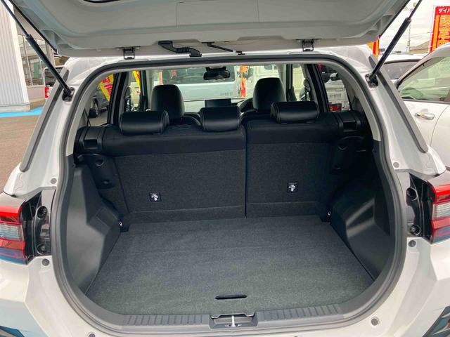 ロッキー プレミアムＧ　ＨＥＶ　スマートアシスト搭載　２ＷＤ　ＣＶＴ　１２００ｃｃ　ハイブリッド　衝突被害軽減ブレーキ　横滑り防止装置　ＡＢＳ　サイドエアバッグ　プッシュボタンスタート　クルーズコントロール　ディスプレイオーディオ　全方位モニター（51枚目）