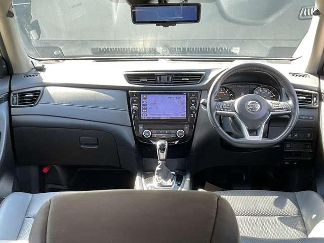 エクストレイル ２．０　２０Ｘｉ　ハイブリッド　４ＷＤ　純正ナビ　全周囲カメラ（4枚目）