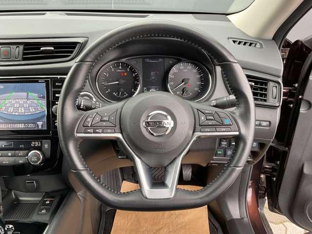 エクストレイル ２．０　２０Ｘｉ　２列車　４ＷＤ　純正ナビ　全周囲カメラ（8枚目）