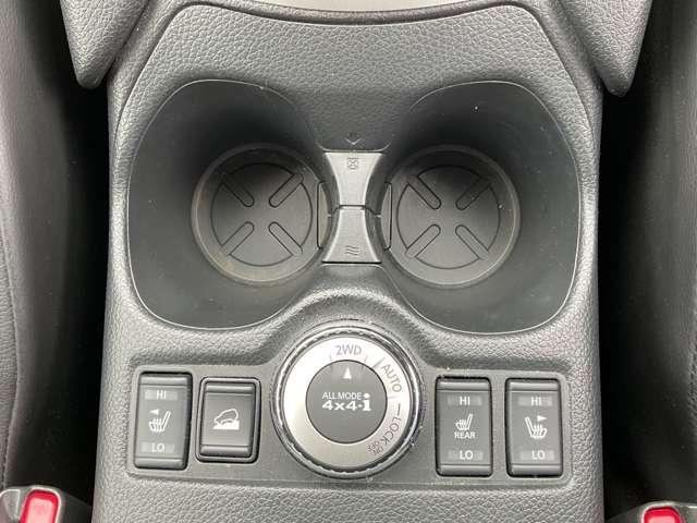 エクストレイル ２．０　２０Ｘｉ　ハイブリッド　４ＷＤ　純正ナビ　全周囲カメラ（10枚目）