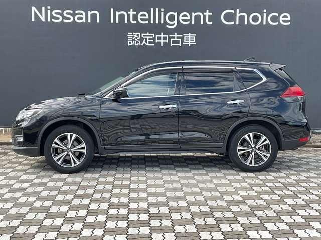 エクストレイル ２．０　２０Ｘｉ　２列車　４ＷＤ　純正ナビ　全周囲カメラ（2枚目）