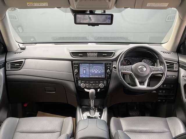 エクストレイル ２．０　２０Ｘｉ　２列車　４ＷＤ　純正ナビ　全周囲カメラ（4枚目）