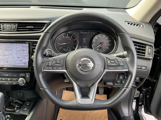 エクストレイル ２．０　２０Ｘｉ　２列車　４ＷＤ　純正ナビ　全周囲カメラ（8枚目）
