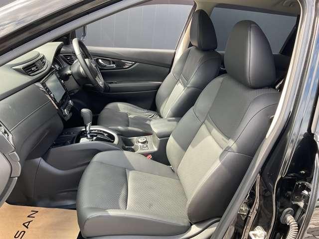 エクストレイル ２．０　２０Ｘｉ　２列車　４ＷＤ　純正ナビ　全周囲カメラ（19枚目）