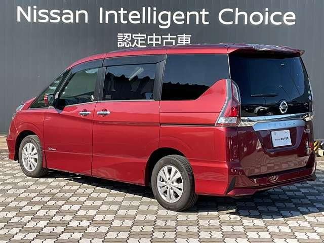 セレナ ２．０　ハイウェイスター　Ｖセレクション　４ＷＤ　純正ナビ　全周囲カメラ（3枚目）