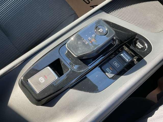 ノート １．２　Ｘ　ＦＯＵＲ　４ＷＤ（10枚目）