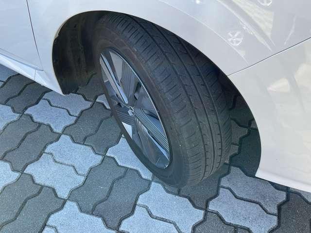 ノート １．２　Ｘ　ＦＯＵＲ　４ＷＤ（19枚目）