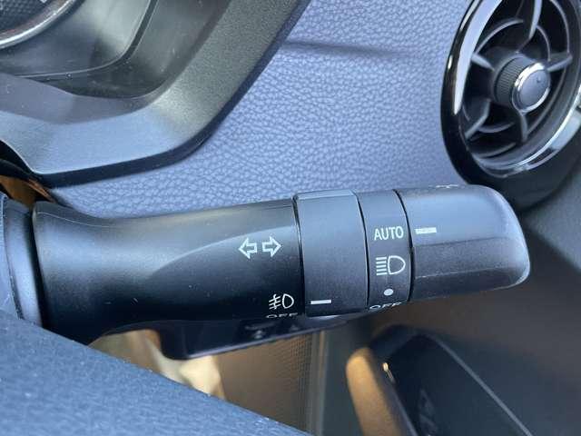 カローラフィールダー １．５　Ｇ　Ｗ×Ｂ（11枚目）