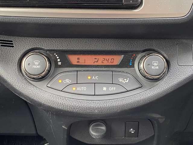 ヴィッツ １．５　ＲＳ　純正ナビ　バックカメラ　衝突被害軽減ブレ（10枚目）