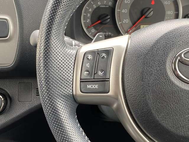 ヴィッツ １．５　ＲＳ　純正ナビ　バックカメラ　衝突被害軽減ブレ（13枚目）