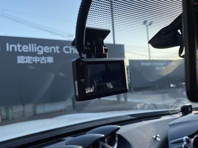 フェアレディZ 3.7 純正ナビ バックカメラ パドルシフト(17枚目)