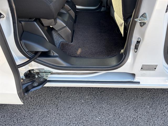 デイズルークス Ｘ　Ｖセレクション　ドライブレコーダー　ＥＴＣ　全周囲カメラ　両側電動スライドドア　ナビ　ＴＶ　衝突被害軽減システム　スマートキー　アイドリングストップ　電動格納ミラー　ベンチシート　ＣＶＴ　盗難防止システム　ＡＢＳ（50枚目）