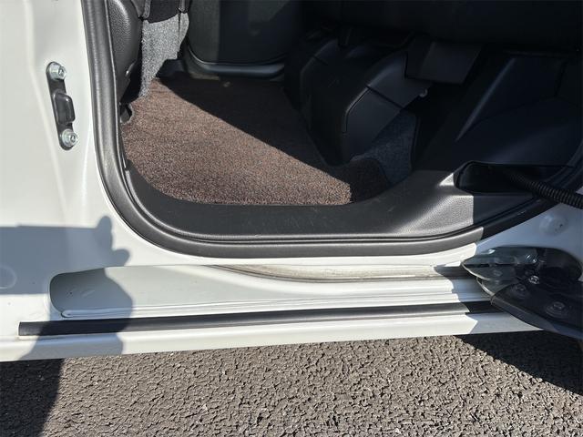 デイズルークス Ｘ　Ｖセレクション　ドライブレコーダー　ＥＴＣ　全周囲カメラ　両側電動スライドドア　ナビ　ＴＶ　衝突被害軽減システム　スマートキー　アイドリングストップ　電動格納ミラー　ベンチシート　ＣＶＴ　盗難防止システム　ＡＢＳ（70枚目）