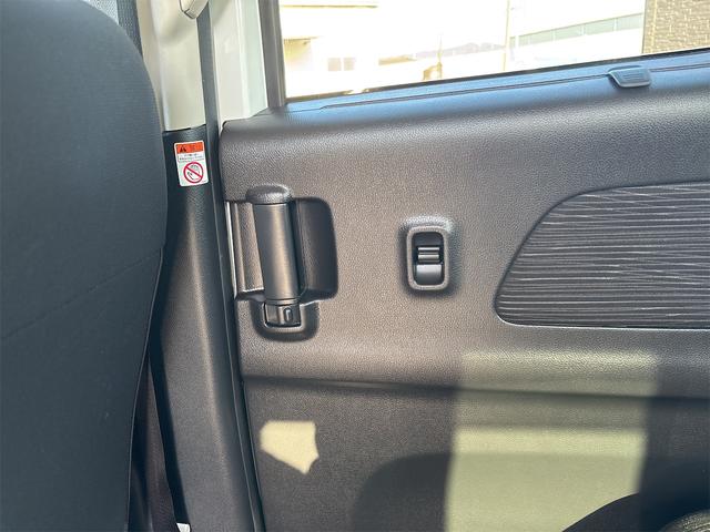 デイズルークス Ｘ　Ｖセレクション　ドライブレコーダー　ＥＴＣ　全周囲カメラ　両側電動スライドドア　ナビ　ＴＶ　衝突被害軽減システム　スマートキー　アイドリングストップ　電動格納ミラー　ベンチシート　ＣＶＴ　盗難防止システム　ＡＢＳ（72枚目）