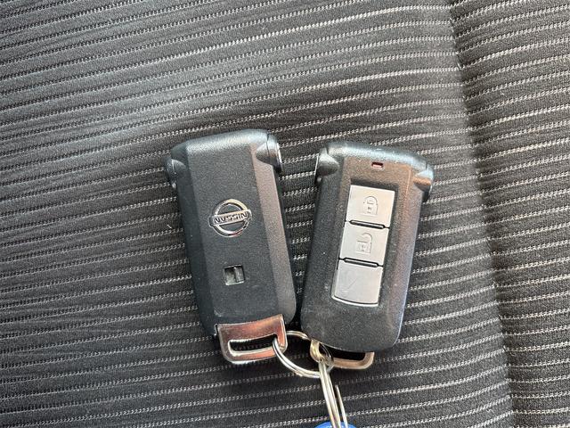 デイズルークス Ｘ　Ｖセレクション　ドライブレコーダー　ＥＴＣ　全周囲カメラ　両側電動スライドドア　ナビ　ＴＶ　衝突被害軽減システム　スマートキー　アイドリングストップ　電動格納ミラー　ベンチシート　ＣＶＴ　盗難防止システム　ＡＢＳ（80枚目）