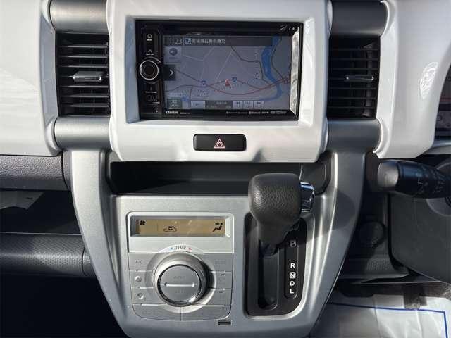 ハスラー Xターボ ETC ナビ 衝突被害軽減システム オートライト HID スマートキー アイドリングストップ 電動格納ミラー シートヒーター ベンチシート CVT 盗難防止システム ABS ESC CD DVD再生(23枚目)