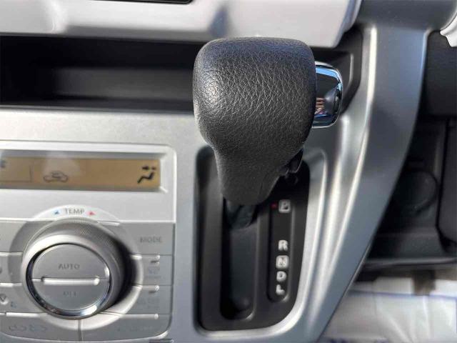 ハスラー Xターボ ETC ナビ 衝突被害軽減システム オートライト HID スマートキー アイドリングストップ 電動格納ミラー シートヒーター ベンチシート CVT 盗難防止システム ABS ESC CD DVD再生(26枚目)