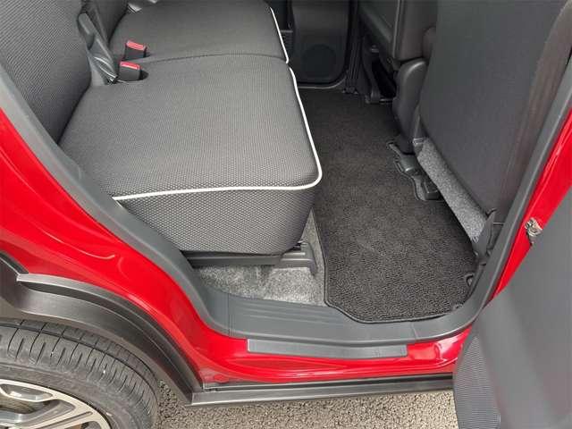 ハスラー Xターボ ETC ナビ 衝突被害軽減システム オートライト HID スマートキー アイドリングストップ 電動格納ミラー シートヒーター ベンチシート CVT 盗難防止システム ABS ESC CD DVD再生(42枚目)