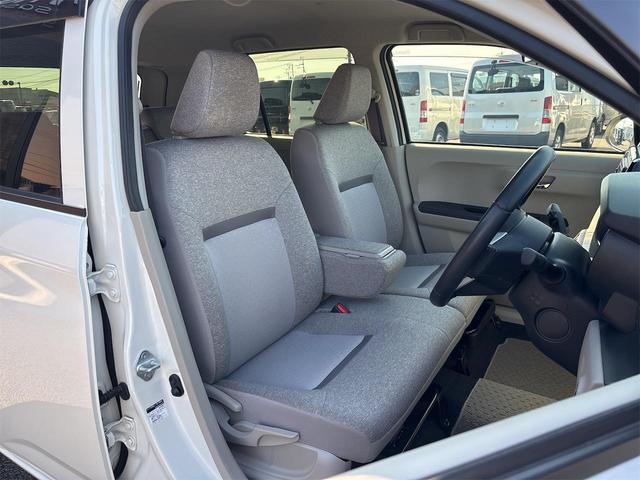 パッソ X Gパッケージ クリアランスソナー レーンアシスト 衝突被害軽減システム アルミホイール オートマチックハイビーム オートライト スマートキー アイドリングストップ 電動格納ミラー CVT ベンチシート ABS(41枚目)