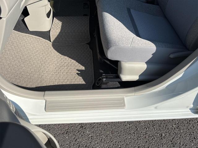 パッソ X Gパッケージ クリアランスソナー レーンアシスト 衝突被害軽減システム アルミホイール オートマチックハイビーム オートライト スマートキー アイドリングストップ 電動格納ミラー CVT ベンチシート ABS(55枚目)