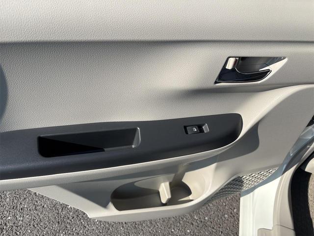 パッソ X Gパッケージ クリアランスソナー レーンアシスト 衝突被害軽減システム アルミホイール オートマチックハイビーム オートライト スマートキー アイドリングストップ 電動格納ミラー CVT ベンチシート ABS(60枚目)