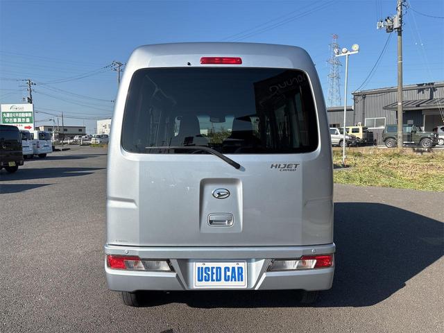 ハイゼットカーゴ ＤＸ　ＳＡＩＩＩ　軽バン　ＡＴ　衝突被害軽減システム　ＥＴＣ　両側スライドドア　キーレスエントリー　アイドリングストップ　オートマチックハイビーム　ＥＳＣ　エアコン　パワーステアリング　パワーウィンドウ（14枚目）