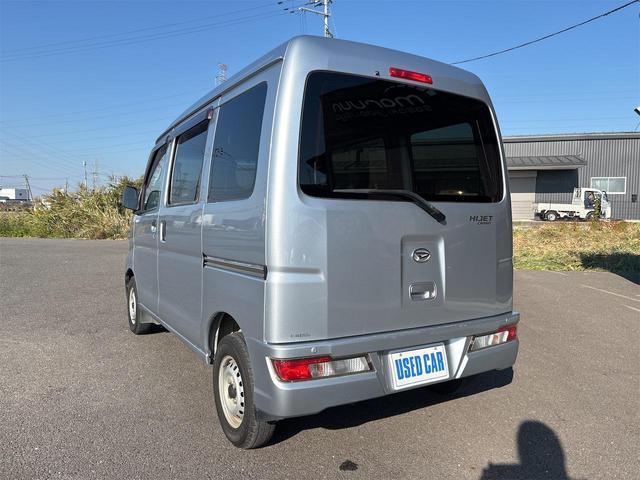ハイゼットカーゴ ＤＸ　ＳＡＩＩＩ　軽バン　ＡＴ　衝突被害軽減システム　ＥＴＣ　両側スライドドア　キーレスエントリー　アイドリングストップ　オートマチックハイビーム　ＥＳＣ　エアコン　パワーステアリング　パワーウィンドウ（19枚目）