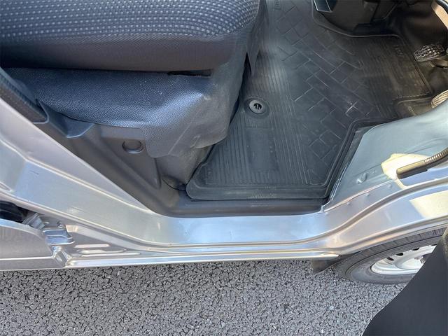 ハイゼットカーゴ ＤＸ　ＳＡＩＩＩ　軽バン　ＡＴ　衝突被害軽減システム　ＥＴＣ　両側スライドドア　キーレスエントリー　アイドリングストップ　オートマチックハイビーム　ＥＳＣ　エアコン　パワーステアリング　パワーウィンドウ（43枚目）