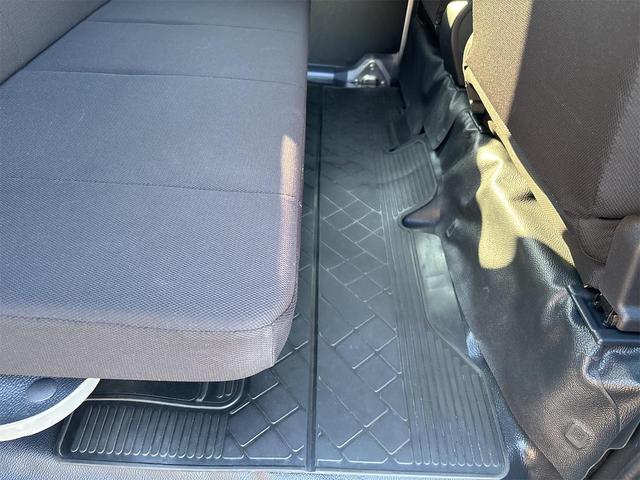 ハイゼットカーゴ ＤＸ　ＳＡＩＩＩ　軽バン　ＡＴ　衝突被害軽減システム　ＥＴＣ　両側スライドドア　キーレスエントリー　アイドリングストップ　オートマチックハイビーム　ＥＳＣ　エアコン　パワーステアリング　パワーウィンドウ（50枚目）